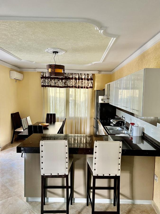Apartment In Durres Elio 格勒姆 外观 照片